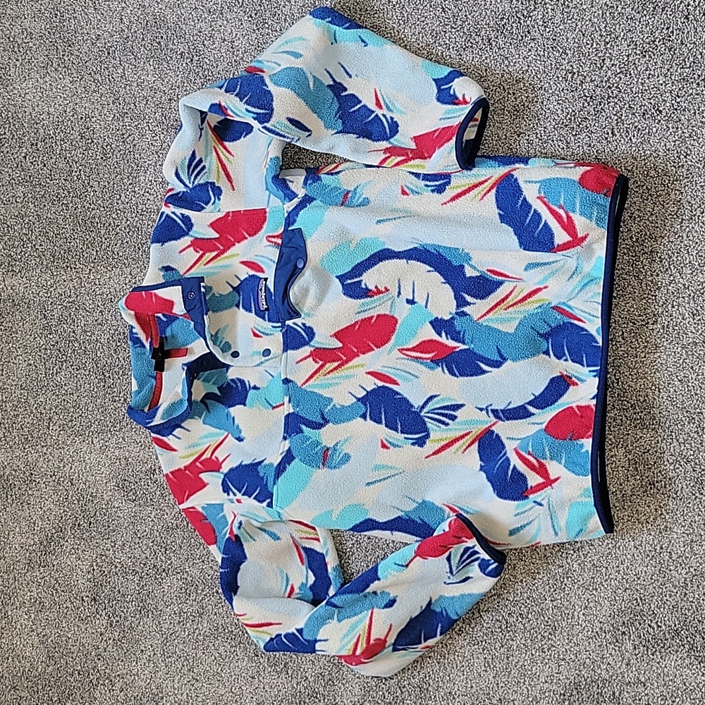 Patagonia size L synchilla (hard to find pattern!)